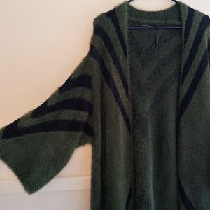 Statement Piece Long Cardigan Sweater Polyamide